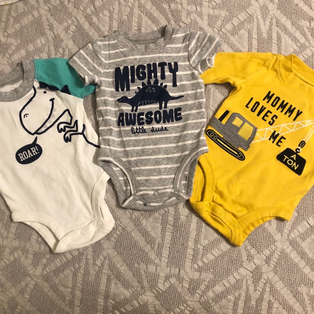 Carter’s Onesies 3 pack 3 Month